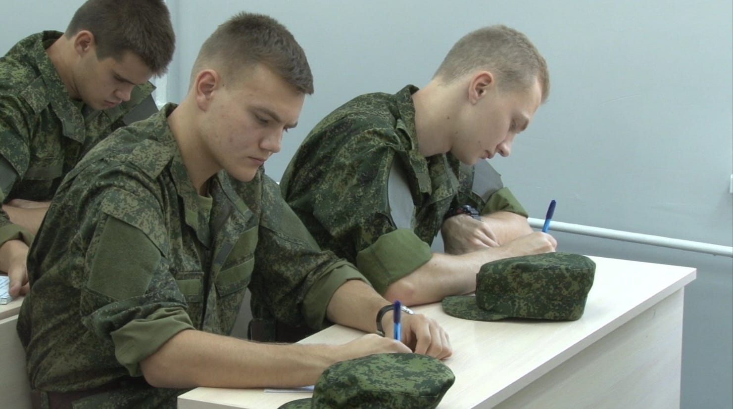 Военные студенты